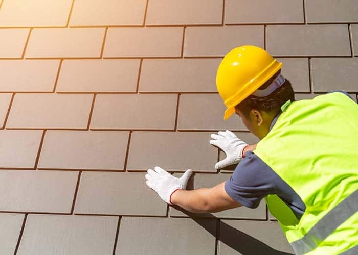roof installation professional